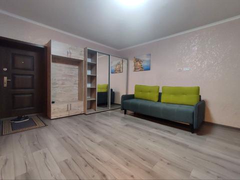 квартира за адресою Зодчих вул., 30