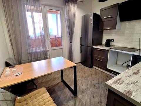 квартира за адресою Григорія Ващенка вул., 7