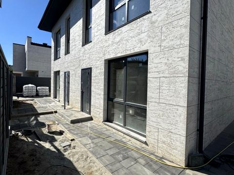 будинок за адресою Зоряна вул.