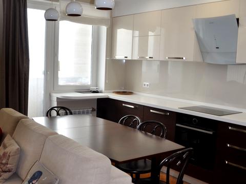 квартира за адресою Сухумська вул., 11