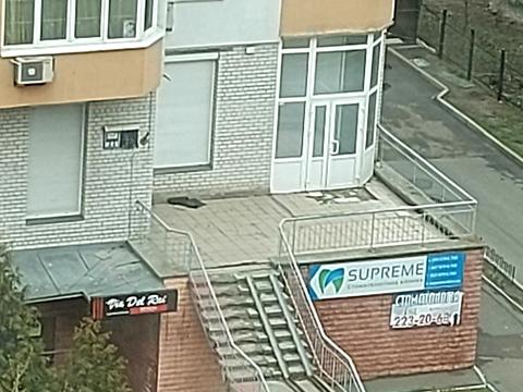 комерційна за адресою Волинська вул., 10