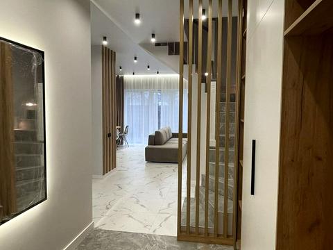 будинок за адресою Виноградна вул.