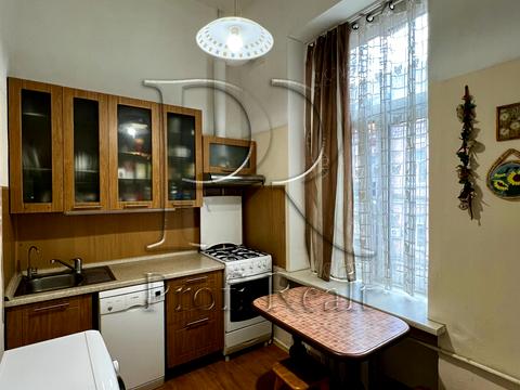 квартира за адресою Михайлівська вул., 22-Б
