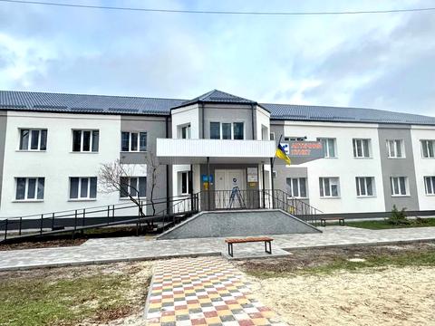 комерційна за адресою Свято-Покровська вул. (Леніна), 73-Г