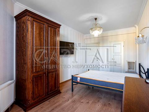 квартира за адресою Регенераторна вул., 4