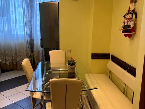 квартира за адресою Червоної Калини просп., 64