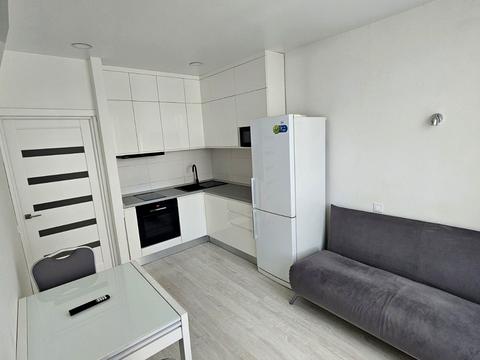квартира по адресу Ревуцкого ул., 40-В