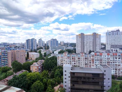 квартира за адресою В'ячеслава Чорновола вул., 25