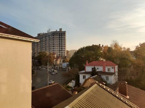 комерційна за адресою Квіткова вул. (Богуна), 3/88