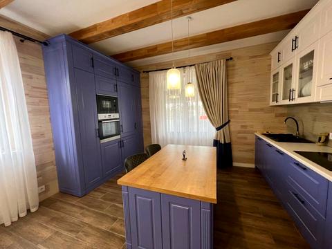 дом по адресу с. Забучье, Рідна