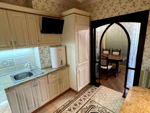 квартира за адресою Дмитра Луценка вул. (Крейсера "Аврора"), 6