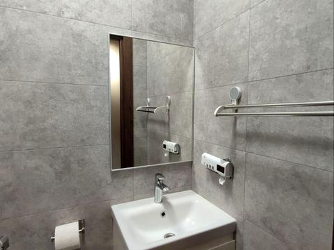 квартира за адресою Вишняківська вул., 4