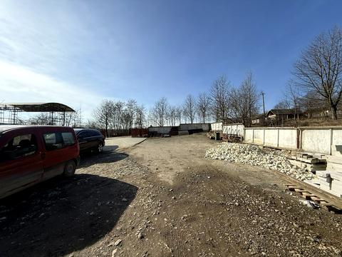 комерційна за адресою Грушевського вул., 63