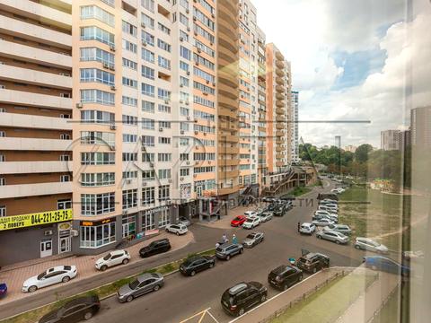 коммерческая по адресу Голосеевская ул., 42