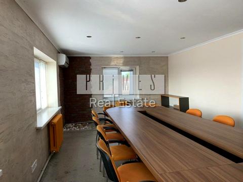 комерційна за адресою Велика Кільцева дорога вул., 4б