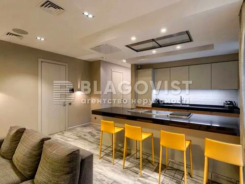 квартира за адресою Шота Руставелі вул., 27