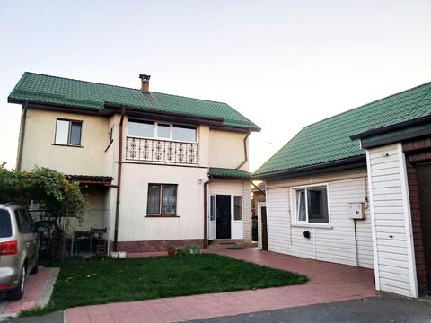 будинок за адресою Центральна вул., 9