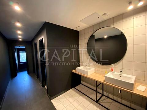 комерційна за адресою Велика Васильківська вул. (Червоноармійська), 55-А