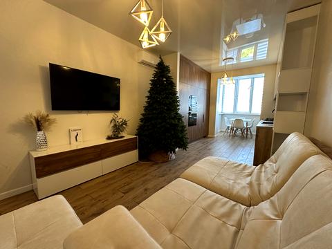 квартира за адресою Мостобудівників вул., 18