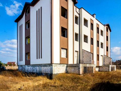 комерційна за адресою Каштановий провулок, 3