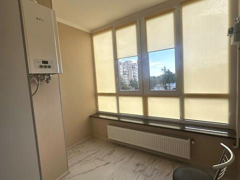 квартира за адресою Домбровського вул., 3
