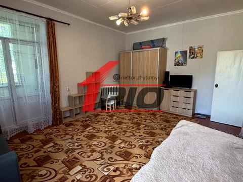 квартира за адресою Червоноармійська, 6