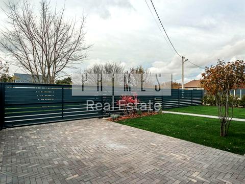 будинок за адресою Довженка вул.