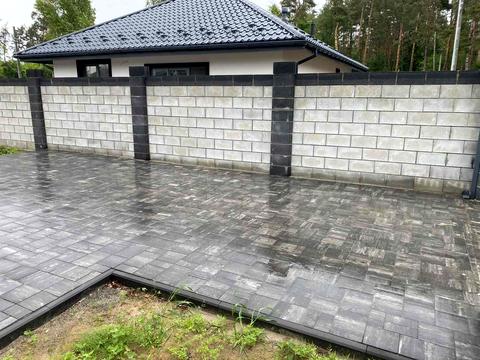 будинок за адресою Успішна, 4