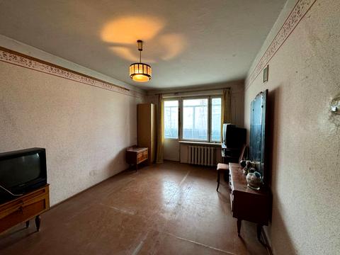 квартира за адресою Тролейбусна вул., 15
