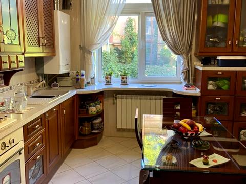 квартира за адресою Отрадна вул., 12