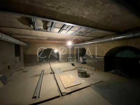 комерційна за адресою Експланадна, 5