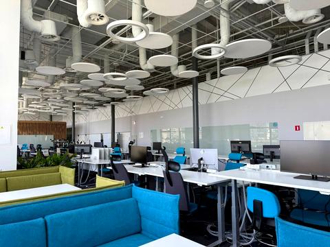 комерційна за адресою Сім'ї Прахових вул. (Гайдара), 50