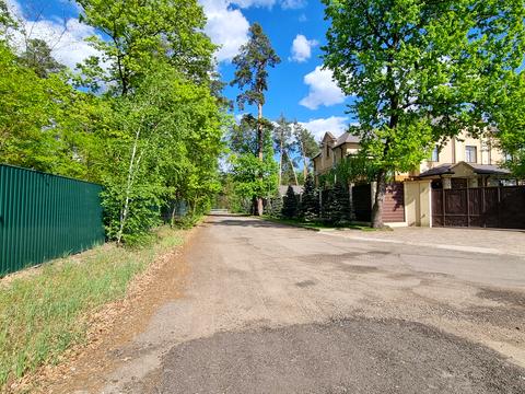 участок по адресу Литовський просп. (Мінський)