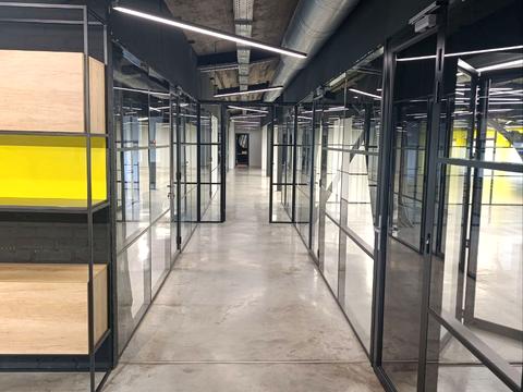 комерційна за адресою Велика Васильківська вул. (Червоноармійська), 55б