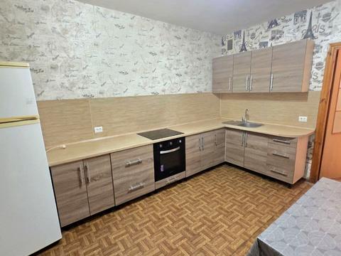 квартира по адресу Драгоманова ул., 14-А