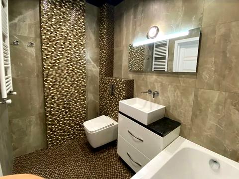 квартира по адресу Гвардейцев-Широнинцев ул., 70