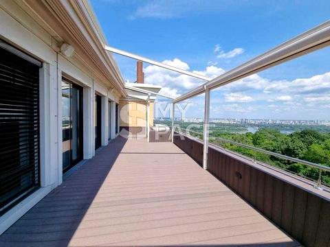 коммерческая по адресу Михаила Грушевского ул., 9-А