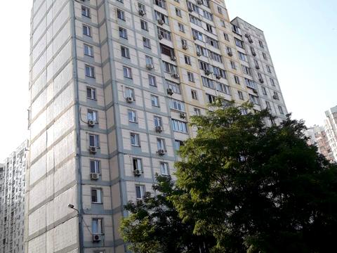 квартира за адресою Драгоманова вул., 8