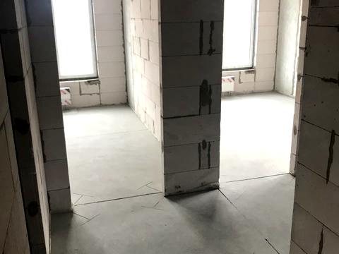 квартира по адресу Любомира Гузара просп. (Космонавта Комарова), 11