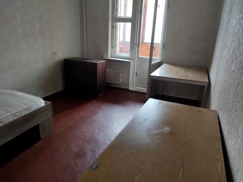 кімната за адресою Ревуцького вул., 8