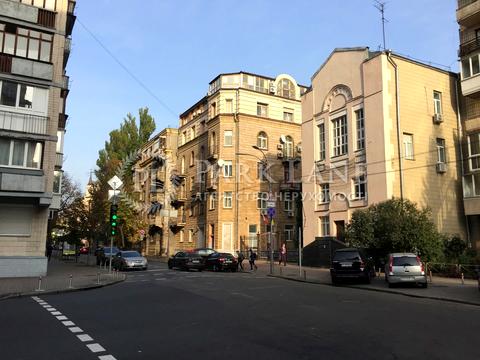 квартира за адресою Шовковична вул., 23