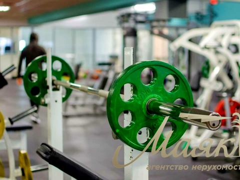 коммерческая по адресу Героїв Космосу ул., 4