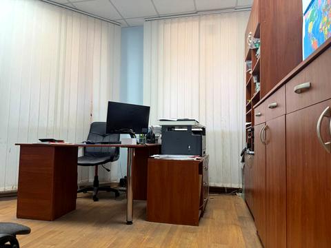 комерційна за адресою Завадського вул., 54