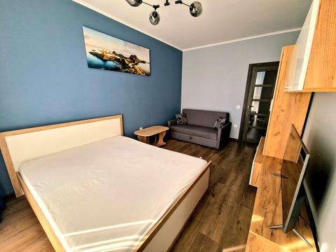 квартира за адресою Сім'ї Кульженків вул. (Петра Дегтяренка), 37