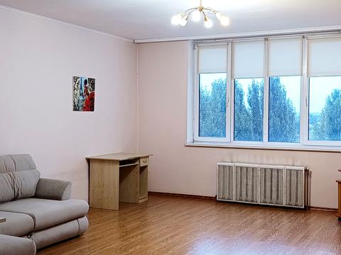 квартира по адресу Миколы Бажана просп., 1-М