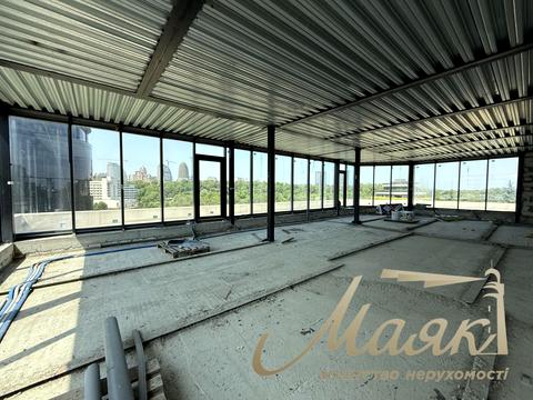 коммерческая по адресу Ломаковская ул. (Мичурина), 15-17