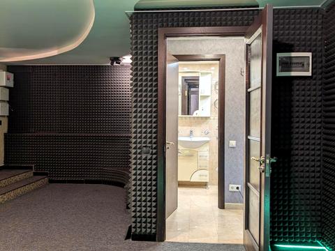 комерційна за адресою Шота Руставелі вул., 27
