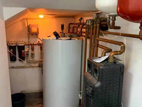 дом по адресу  ул.