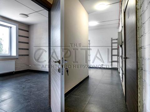 комерційна за адресою шос. Залізничне, 2