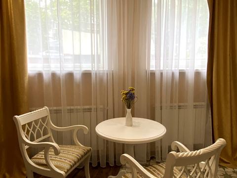 коммерческая по адресу Георгія Дудника ул. (Цюрупинська), 2